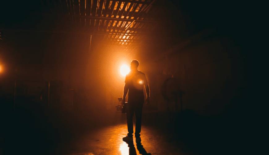 解析“宣传片是企业一张脸”的深层逻辑与实践意义